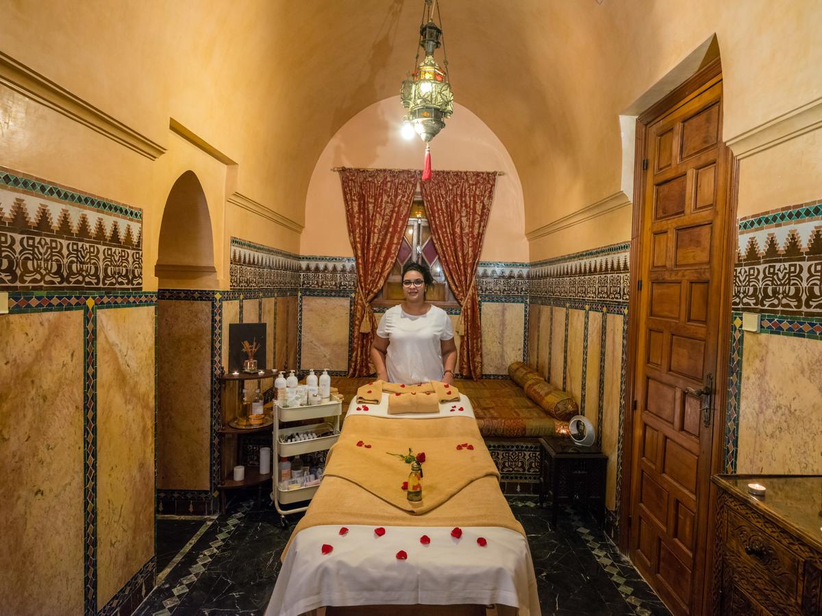 Dar Ayniwen Garden Hotel & Bird Zoo Marrakesh Esterno foto